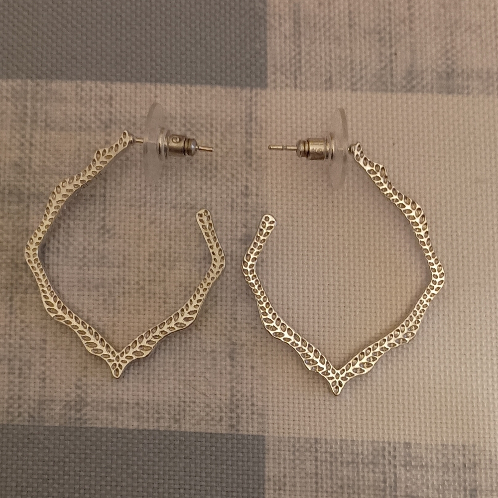Kendra Scott miku Earrings